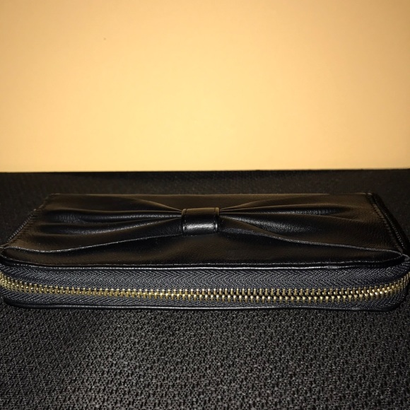 Black Bow Leather Wallet - Picture 5 of 7